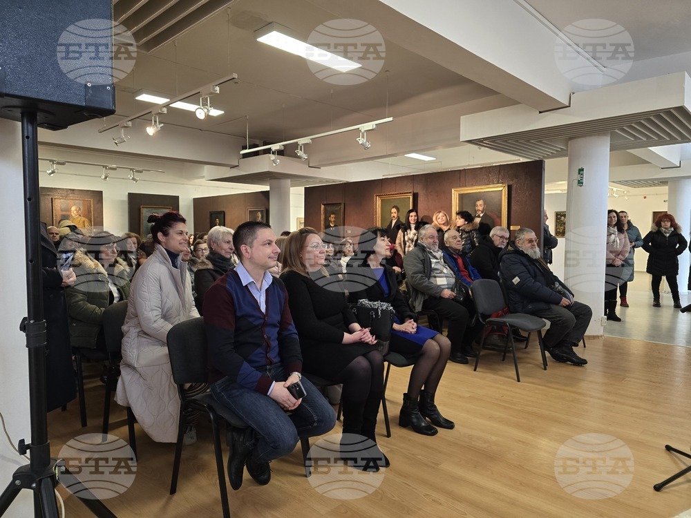 Свищов - сборник и изложба - представяне - Петър Борсуков