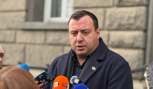 Петър Петров, „Възраждане“: Хартиеното гласуване трябва да отпадне – то създава условия за масови изборни злоупотреби