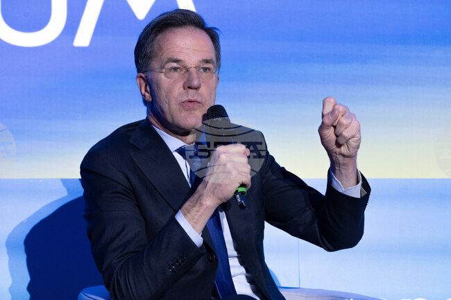 Рюте и Зеленски са обсъдили по телефона руските атаки срещу украинската територия