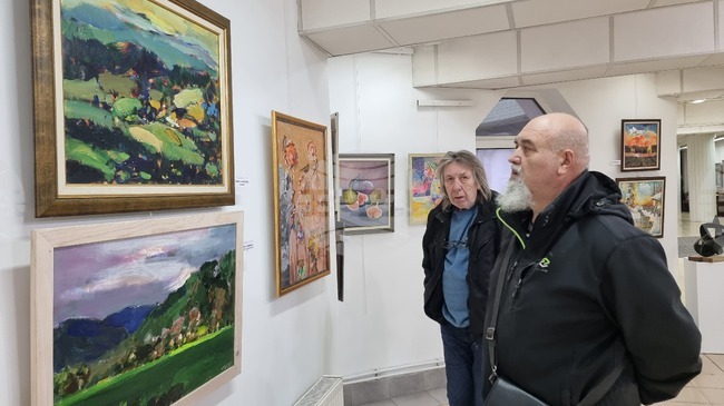 Изложба с новопридобити картини беше открита в галерия „Кирил Петров“ в Монтана