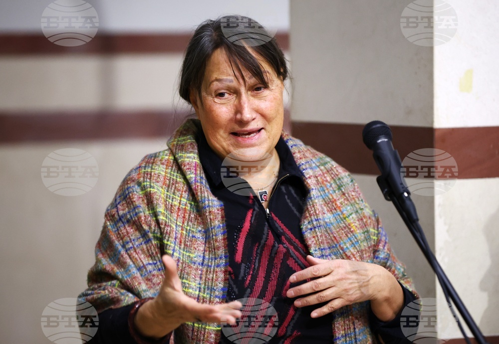 Каталог и изложба „Жени режисьорки в българското документално кино през ХХ век”