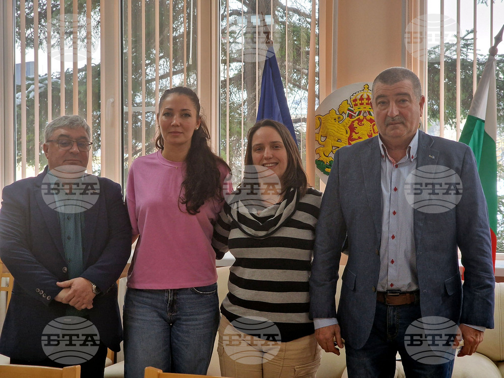 Разград - преподаватели - сертификати