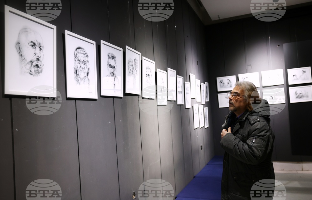 Изложба „10 години – 100 филма“