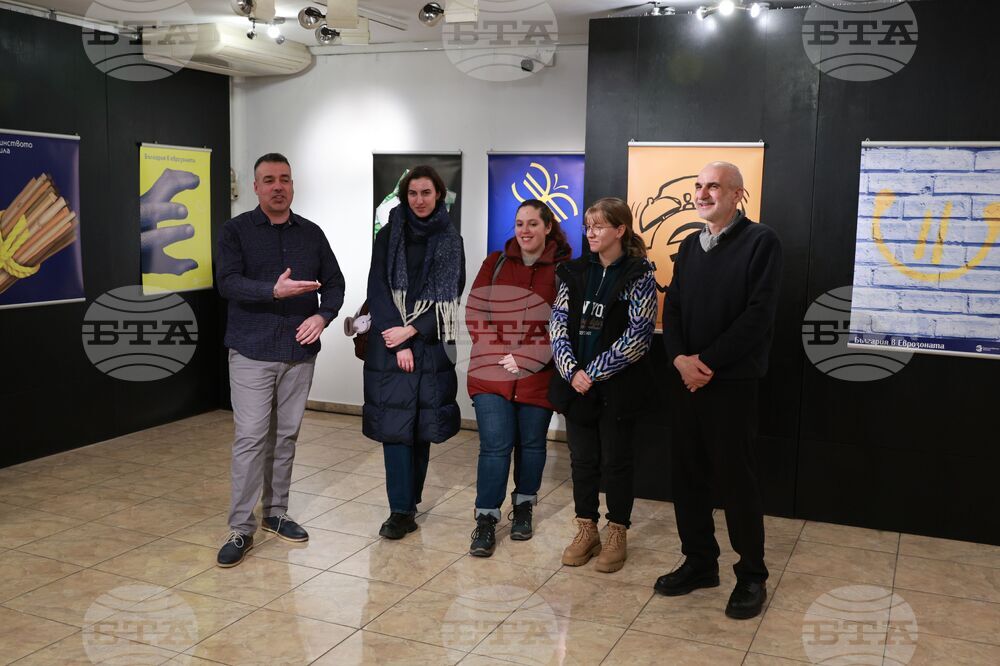 Галерия „Средец“ - студенти - изложба - откриване