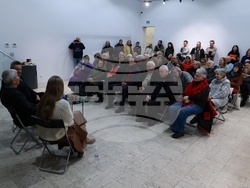 Галерия "Кредо бонум" - „Проблясъци от прожектор“ - книга - представяне