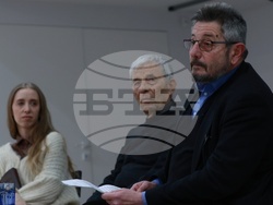 Галерия "Кредо бонум" - „Проблясъци от прожектор“ - книга - представяне