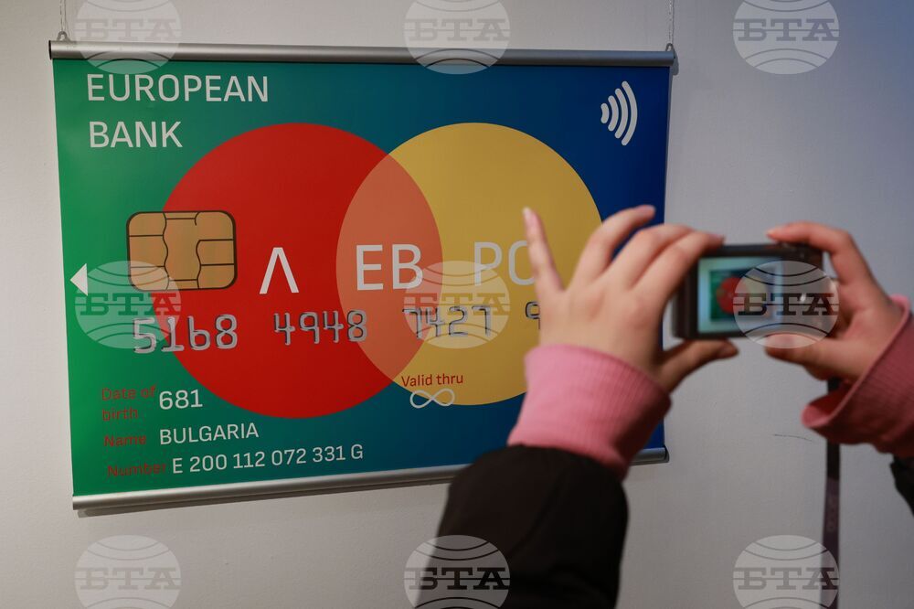 Галерия „Средец“ - студенти - изложба - откриване