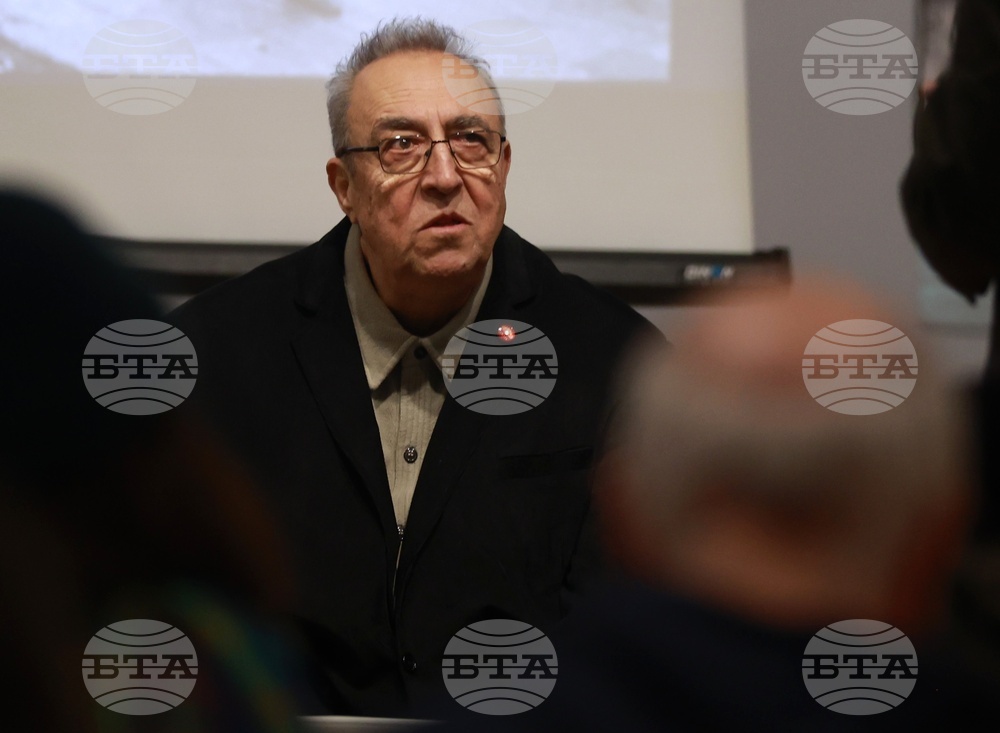 Софийска градска художествена галерия - фотокнига „Излишни“ - представяне