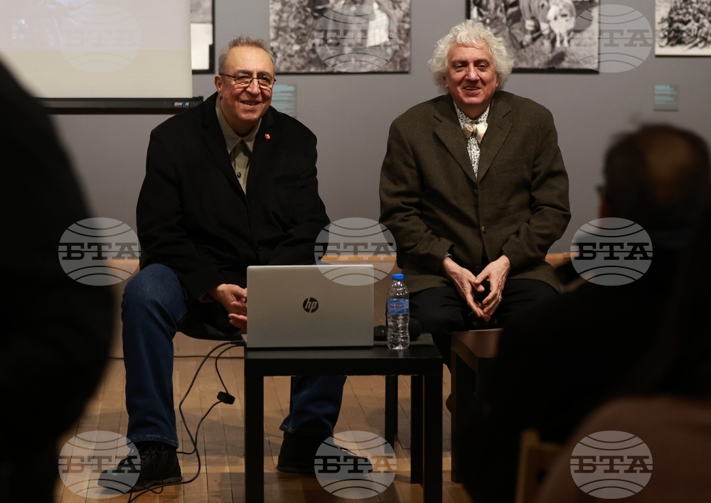 Софийска градска художествена галерия - фотокнига „Излишни“ - представяне