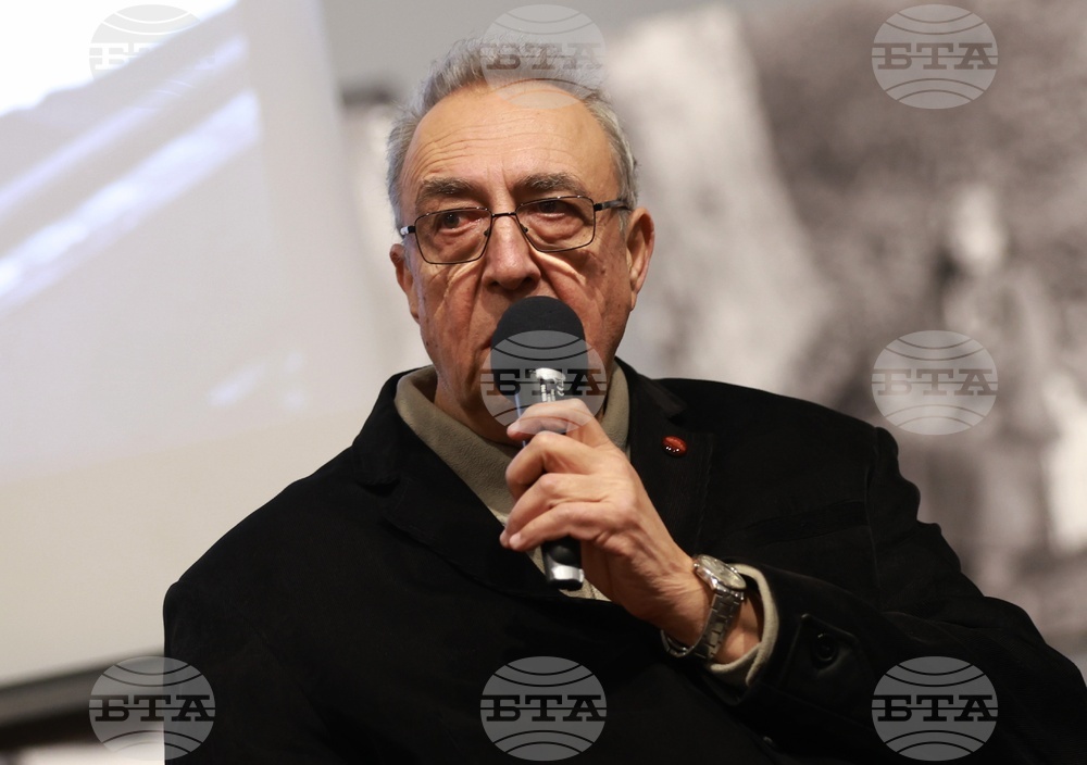 Софийска градска художествена галерия - фотокнига „Излишни“ - представяне