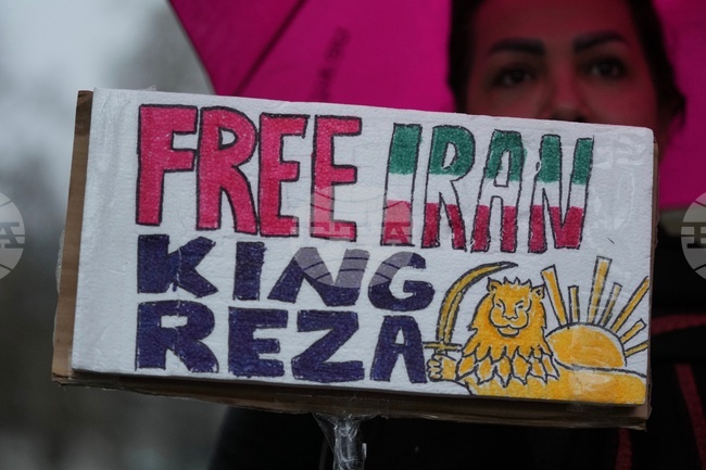 Иран предупреди обществеността да не следи емигрантския канал „Иран интернешънъл“, базиран в Лондон