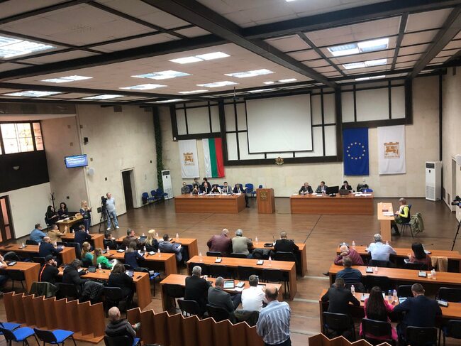  Общински съвет Благоевград: С решение на Общински съвет бяха увеличени субсидиите на ОФК „Пирин“ и спортните клубове в Община Благоевград 