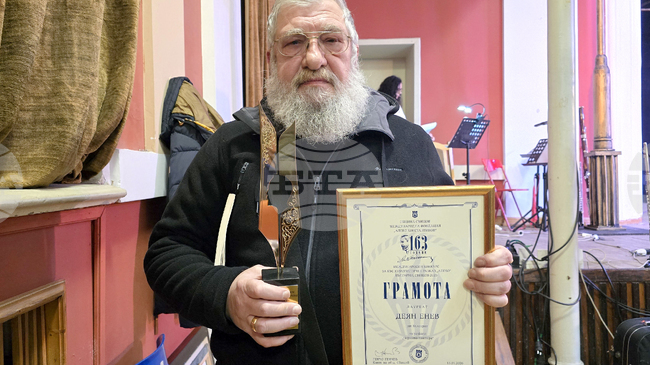 В Свищов честването на 163 години от рождението на Алеко Константинов завърши с награждаване на лауреата в конкурс за хумористичен разказ и театрална постановка