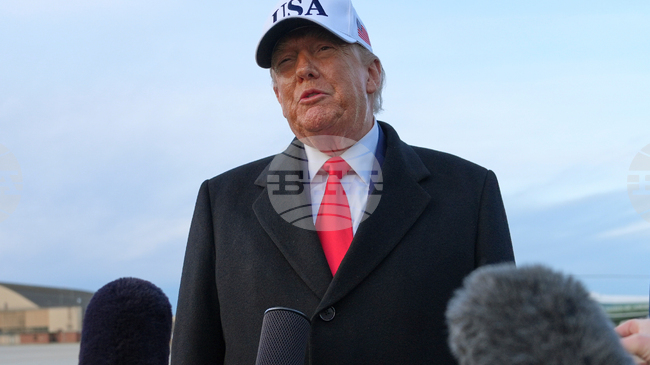 Тръмп каза, че няма да приеме нищо по-малко от това САЩ да контролират Гренландия