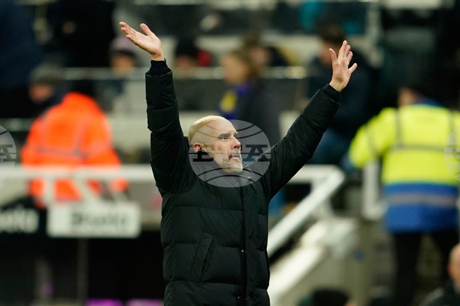 Пеп Гуардиола е недоволен от решенията на ВАР в полуфинала на Купата на лигата срещу Нюкасъл