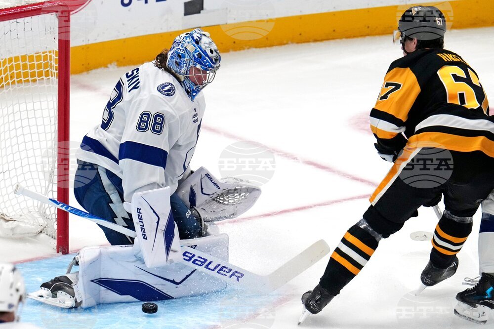 Lightning Penguins Hockey