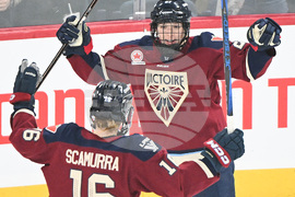 HKW PWHL Charge Victoire 20260113