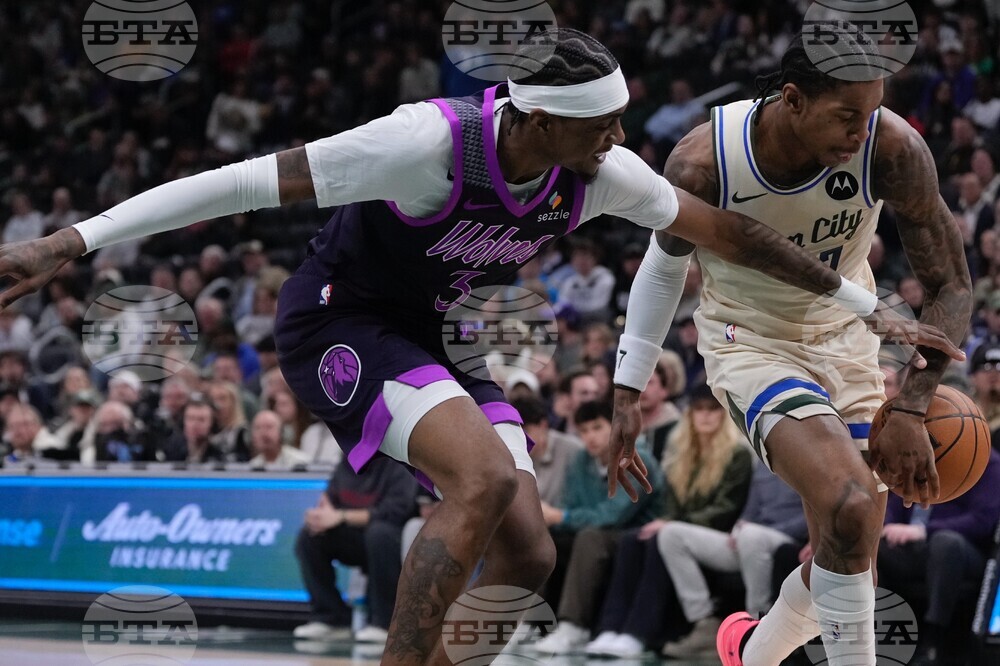 Timberwolves Bucks Basketball