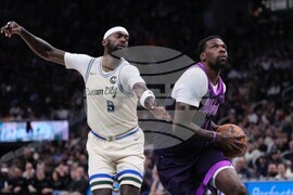 Timberwolves Bucks Basketball