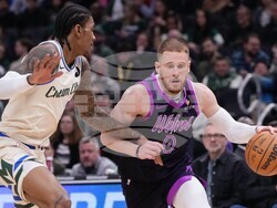 Timberwolves Bucks Basketball