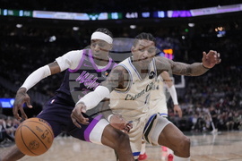 Timberwolves Bucks Basketball