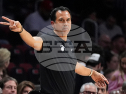 Suns Heat Basketball