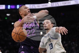 Timberwolves Bucks Basketball