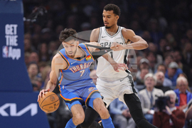 Spurs Thunder Basketball