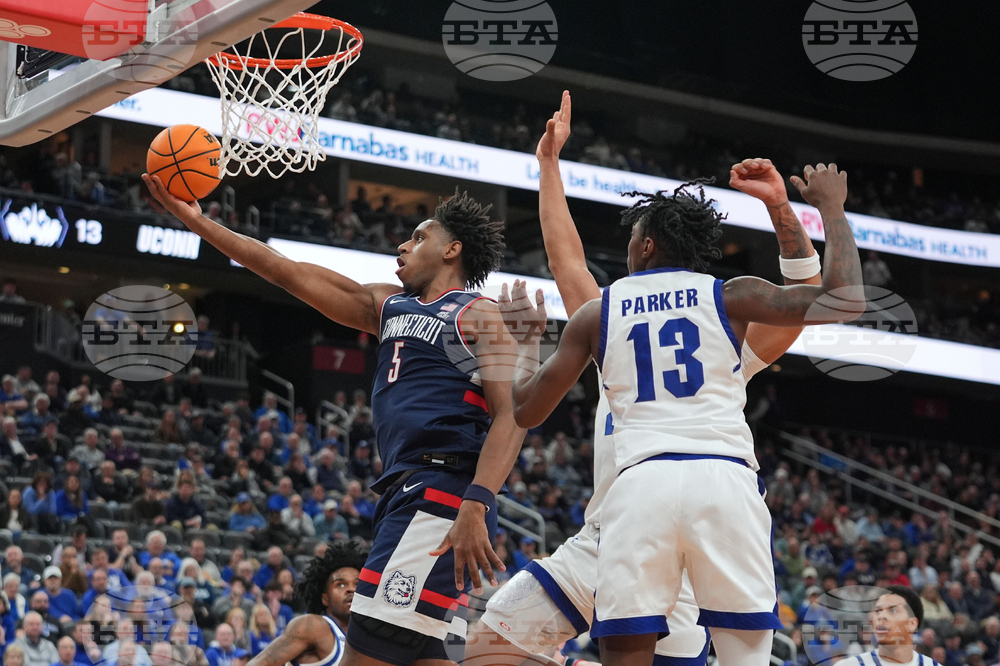 UConn Seton Hall Basketball