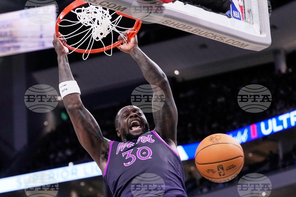 Timberwolves Bucks Basketball