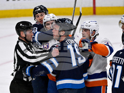 Islanders Jets Hockey