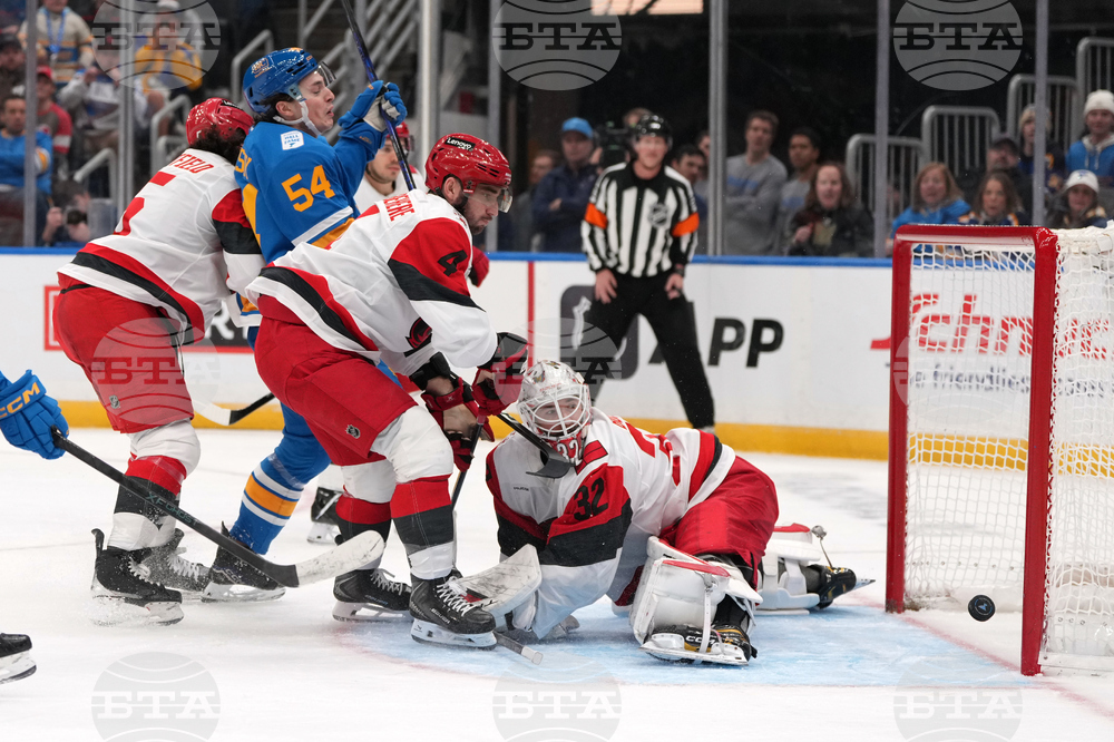 Hurricanes Blues Hockey