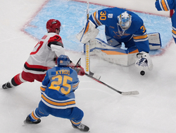 Hurricanes Blues Hockey