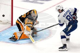 Lightning Penguins Hockey