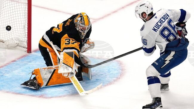 Тампа Бей изравни клубния си рекорд с 11-а поредна победа в Националната хокейна лига