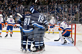 Islanders Jets Hockey