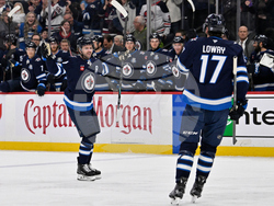 Islanders Jets Hockey