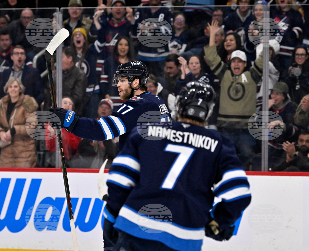 Islanders Jets Hockey