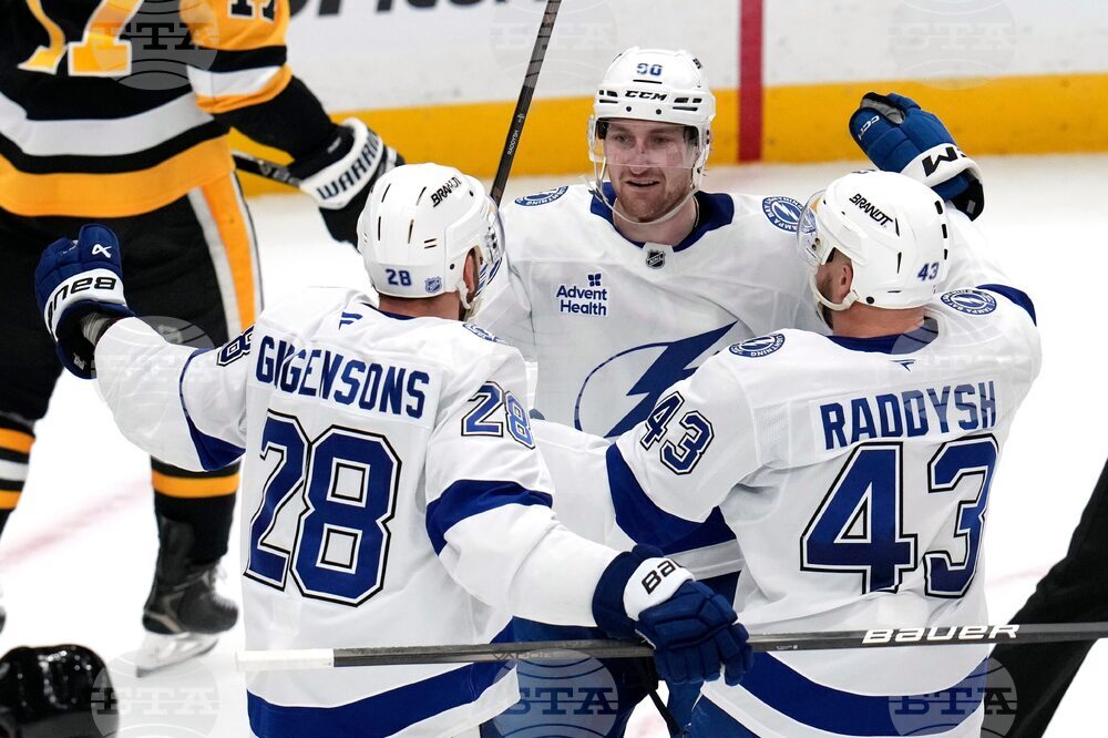 Lightning Penguins Hockey