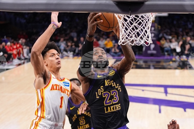 Hawks Lakers Basketball