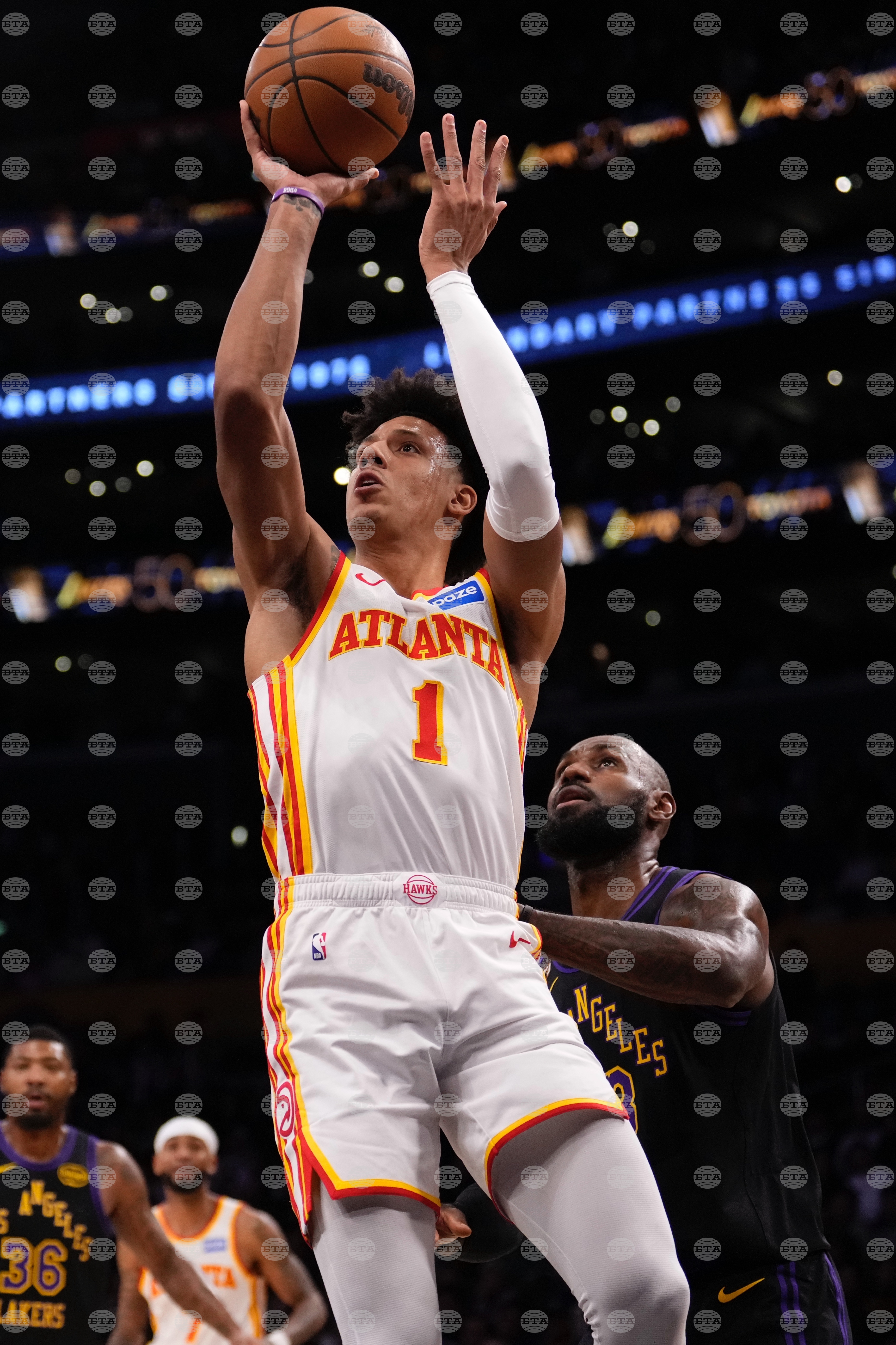 Hawks Lakers Basketball