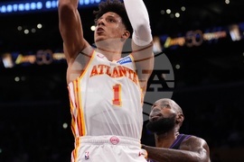 Hawks Lakers Basketball