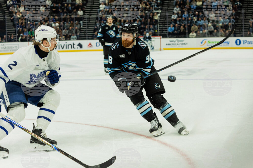 Maple Leafs Mammoth Hockey