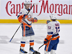 Islanders Jets Hockey