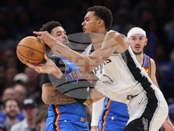 Spurs Thunder Basketball