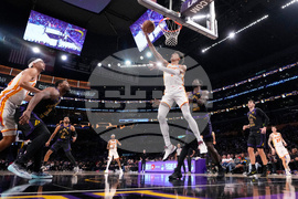 Hawks Lakers Basketball