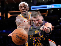 Hawks Lakers Basketball