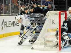 Maple Leafs Mammoth Hockey