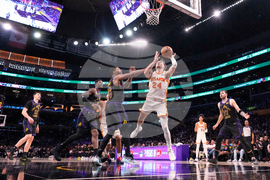 Hawks Lakers Basketball