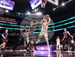 Hawks Lakers Basketball